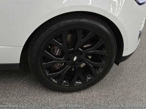 Used 2019 Land Rover Range Rover HSE image 44