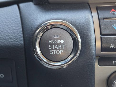 Used 2017 Lexus LS 460 image 23