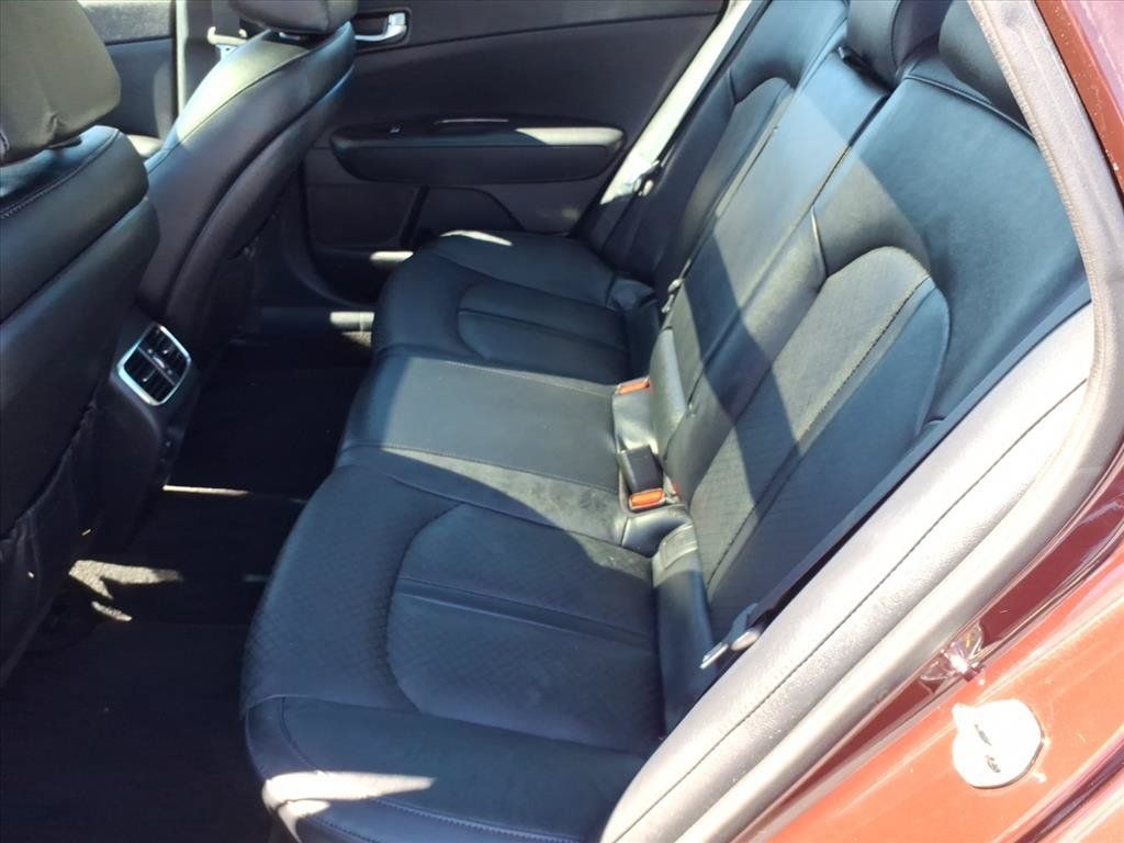 Used 2018 Kia Optima EX w/ Technology Package FWD image 12
