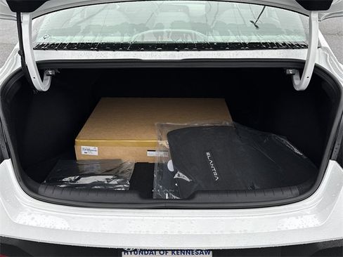 New 2026 Hyundai Elantra Blue image 18