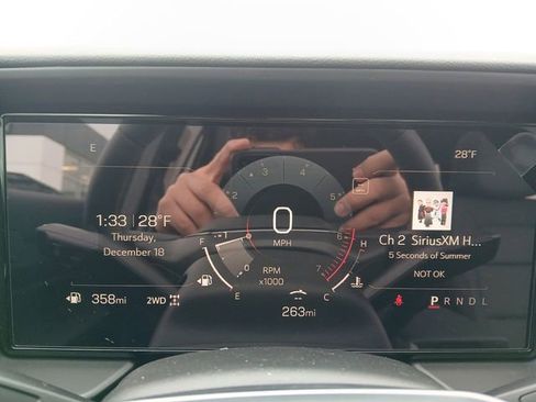 New 2026 GMC Terrain AT4 w/ Convenience Package III image 34