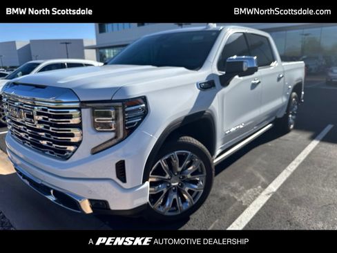 Used 2023 GMC Sierra 1500 Denali w/ Denali Reserve Package AWD/4WD image 1