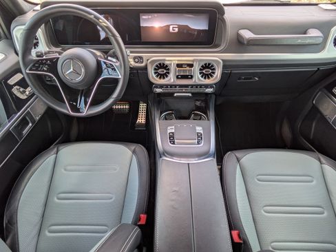 Used 2025 Mercedes-Benz G 550 image 15