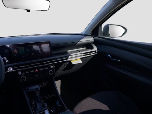 New 2026 Hyundai Tucson SEL FWD image 16