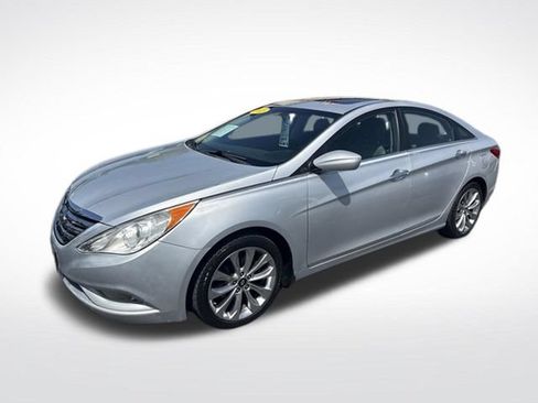 Used 2013 Hyundai Sonata SE w/ Navigation & Sunroof Pkg FWD image 7