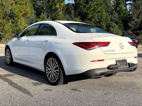 Used 2023 Mercedes-Benz CLA 250 image 3
