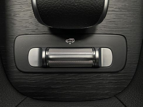 New 2026 Mercedes-Benz GLS 450 4MATIC image 30