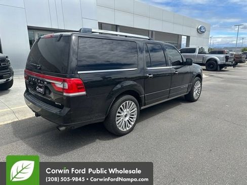 Used 2015 Lincoln Navigator L 4WD w/ Equipment Group 101A Reserve image 7