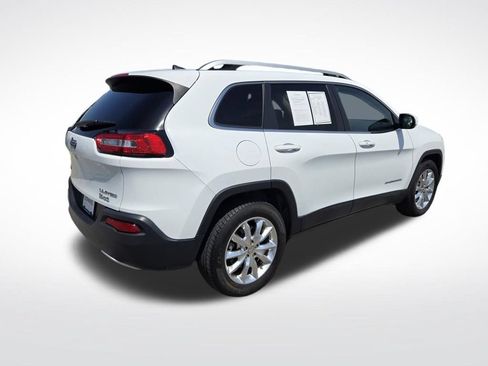 Used 2017 Jeep Cherokee Limited AWD/4WD image 3
