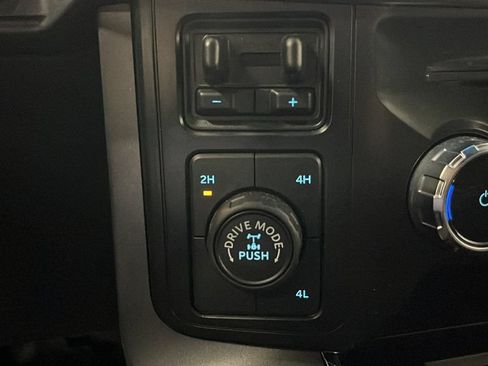 Used 2025 Ford F150 XLT w/ Equipment Group 302A MID AWD/4WD image 33
