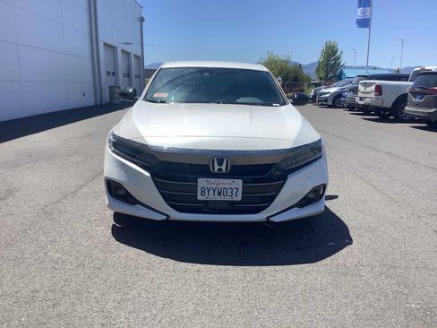 Used 2022 Honda Accord Sport image 9