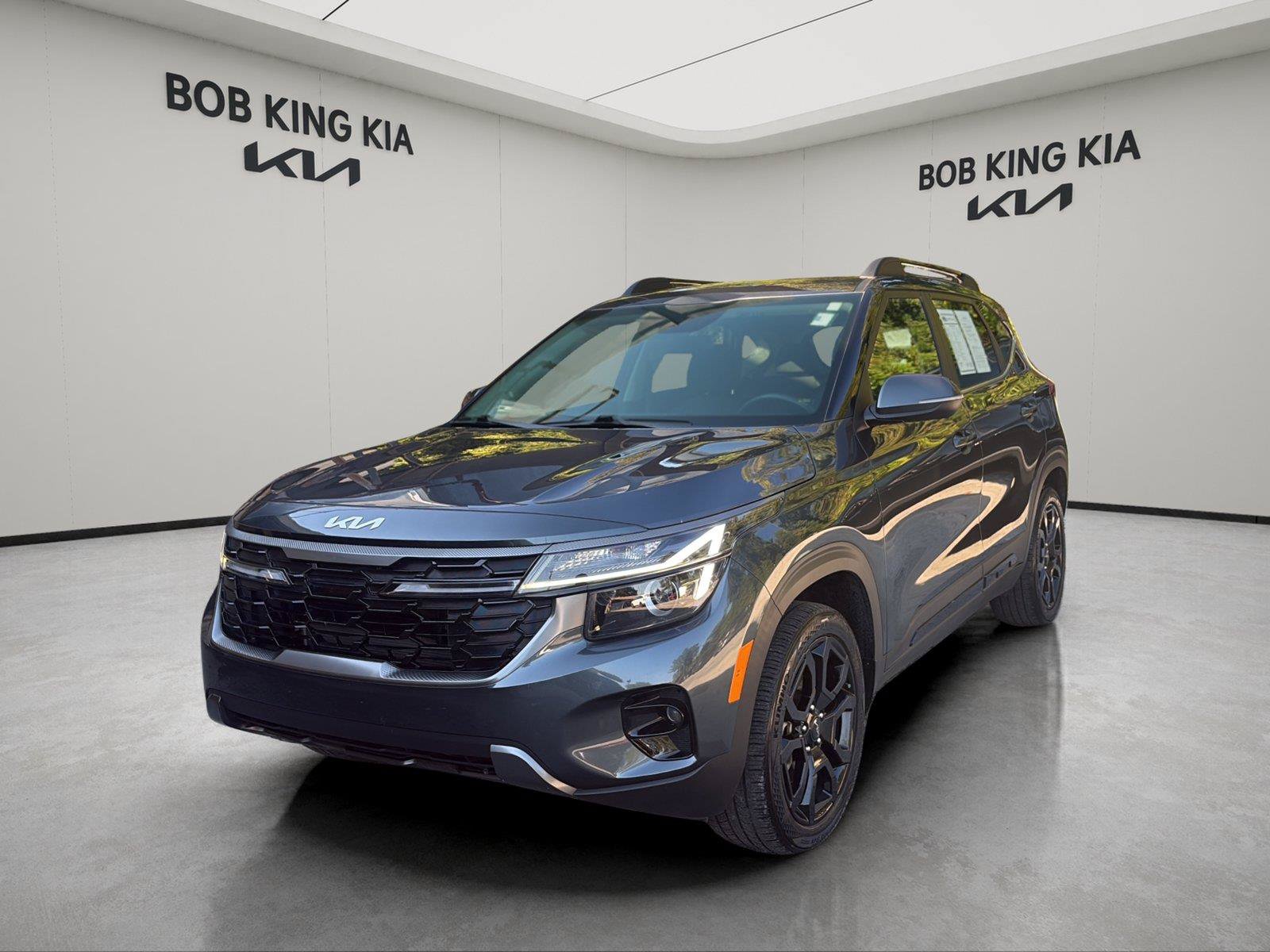 Used 2024 Kia Seltos X-Line AWD/4WD image 1