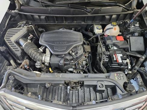 Used 2017 Cadillac XT5 FWD image 28