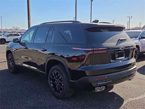 New 2026 Chevrolet Traverse LT w/ Midnight/Sport Edition image 3