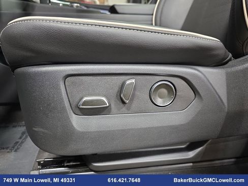 Used 2024 Cadillac Escalade Sport image 34