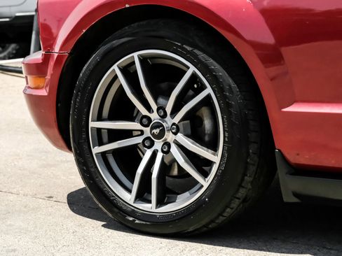 Used 2005 Ford Mustang Coupe RWD image 37
