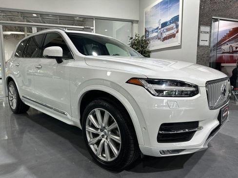 Used 2017 Volvo XC90 T6 Inscription w/ Vision Package AWD/4WD image 20