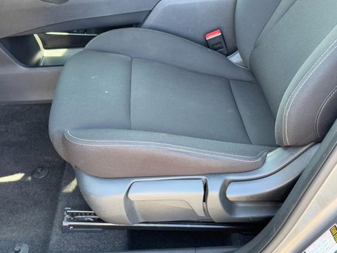 Used 2023 Nissan Rogue S FWD image 24