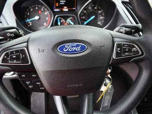 Used 2018 Ford Escape S image 30