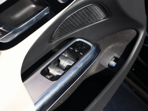 New 2026 Mercedes-Benz E 350 4MATIC Sedan image 22