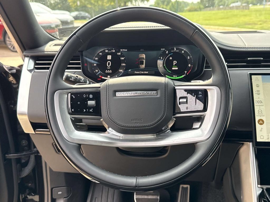 Used 2024 Land Rover Range Rover Autobiography AWD/4WD image 32