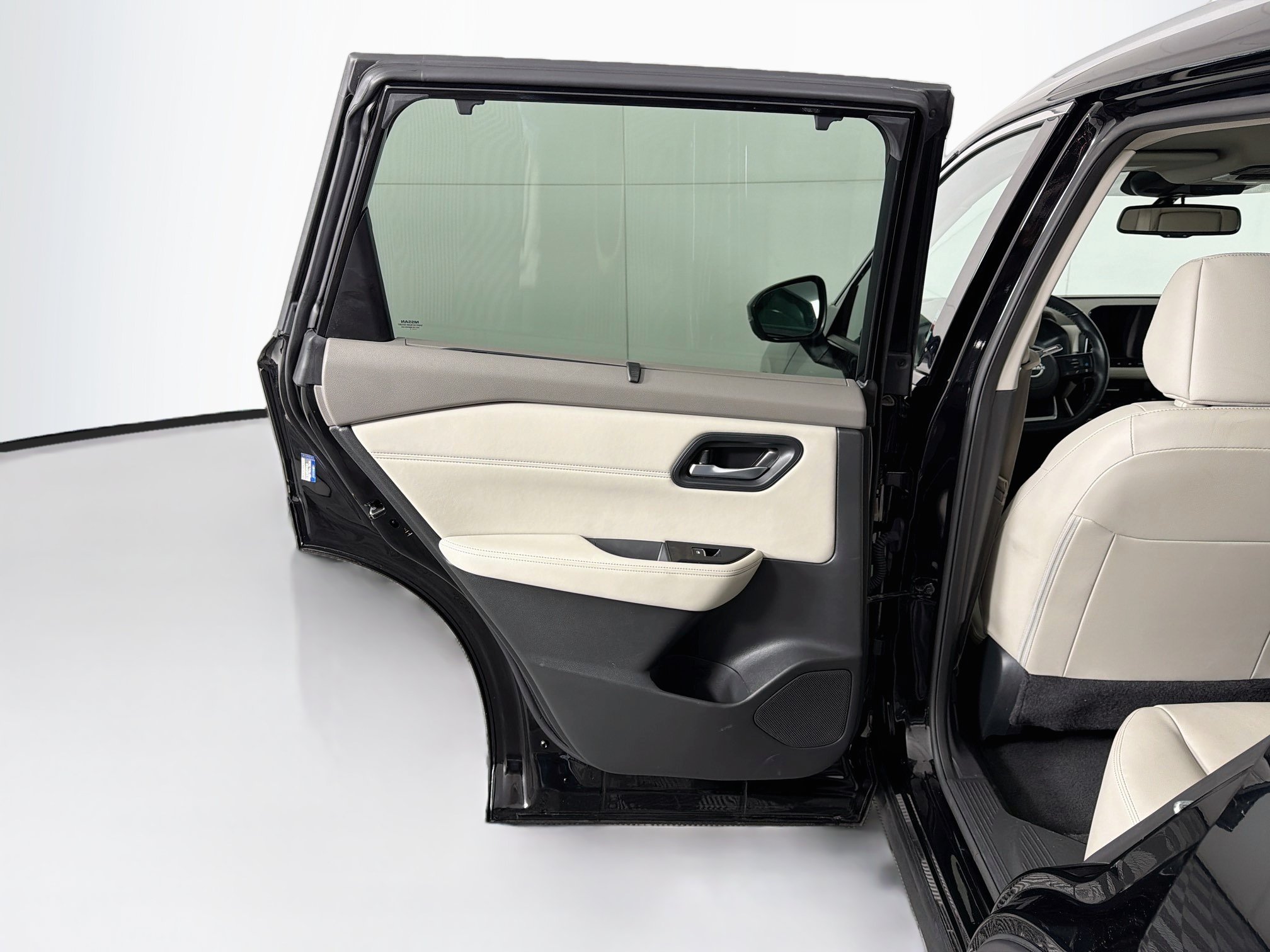 Used 2023 Nissan Rogue SL w/ SL Premium Package FWD image 28