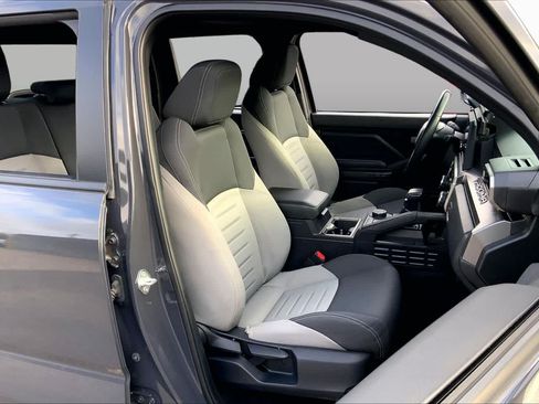 Used 2024 Toyota Tacoma TRD Sport RWD image 9