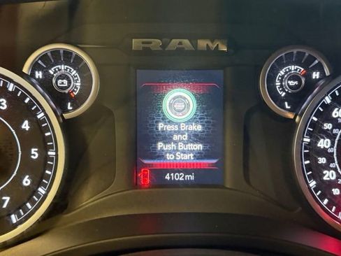 Used 2025 RAM 1500 Big Horn AWD/4WD image 13
