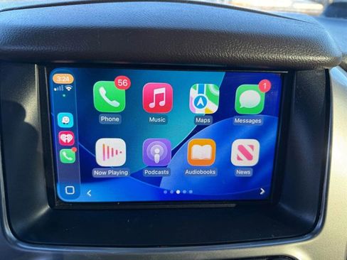 Used 2016 Chevrolet Suburban LT image 17