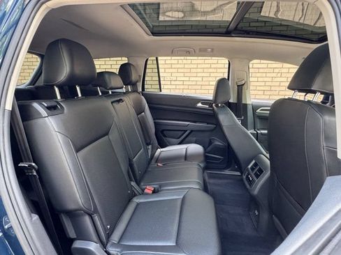 Used 2018 Volkswagen Atlas SEL w/ R-Line Package FWD image 10