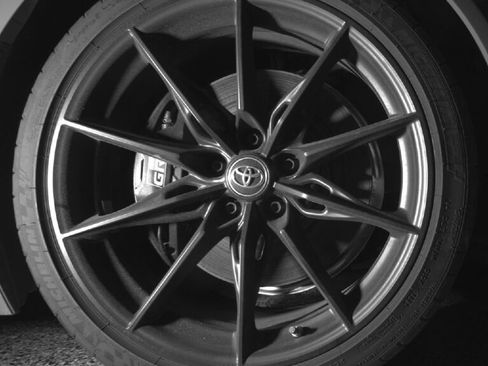 Used 2024 Toyota Supra RWD image 40