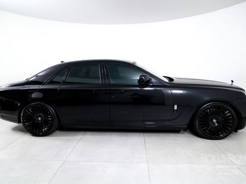Used 2011 Rolls-Royce Ghost RWD image 10