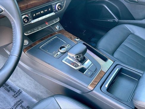 Used 2018 Audi Q5 2.0T Premium Plus w/ Premium Plus Package image 15