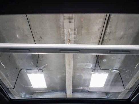 Used 2018 BMW X5 xDrive40e image 11