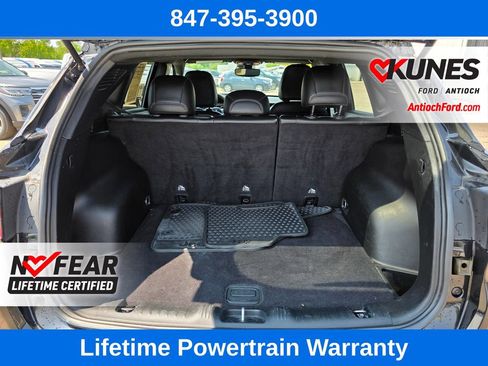 Used 2024 Jeep Compass Trailhawk AWD/4WD image 22