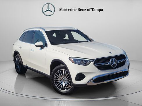 Certified 2025 Mercedes-Benz GLC 300 image 1