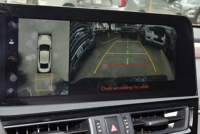 Used 2024 Lexus ES 300h F Sport w/ Accessory Package (Z1) FWD image 28