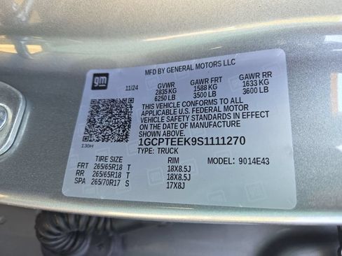 Used 2025 Chevrolet Colorado Trail Boss AWD/4WD image 22