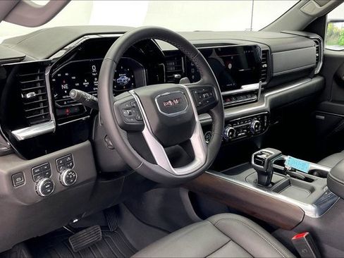Used 2023 GMC Sierra 1500 SLT w/ SLT Premium Package image 14