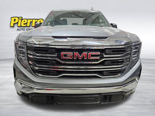 Used 2025 GMC Sierra 1500 SLT AWD/4WD image 2
