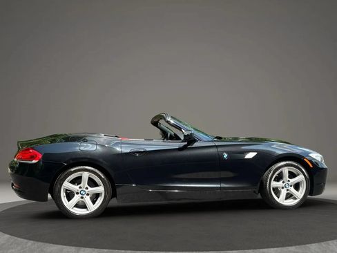 Used 2009 BMW Z4 sDrive30i RWD image 13