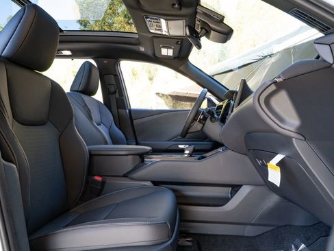 New 2026 Lexus TX 350 FWD image 16