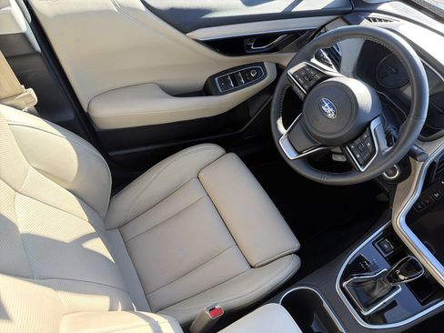 Certified 2025 Subaru Legacy Limited image 9