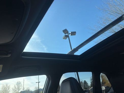 Used 2025 Subaru Forester Limited w/ Popular Package #2 image 42