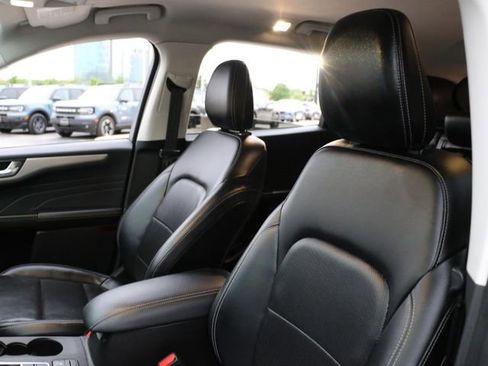 Used 2022 Ford Escape SEL AWD/4WD image 19