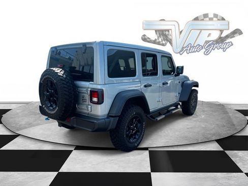 Used 2023 Jeep Wrangler Unlimited w/ Sun & Screen Package AWD/4WD image 4