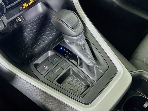 Certified 2025 Toyota RAV4 XLE FWD image 19