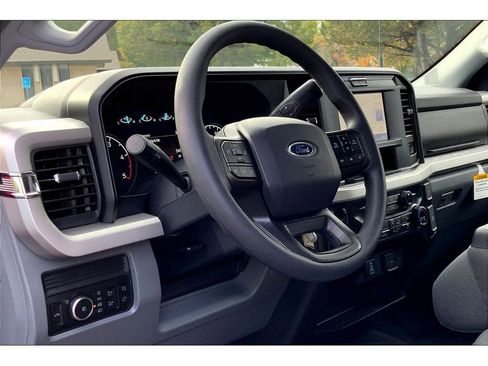 New 2026 Ford F350 XLT w/ FX4 Off-Road Package image 6