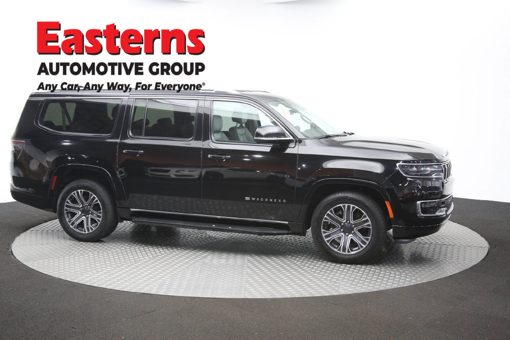Used 2024 Jeep Wagoneer L Series II RWD image 56