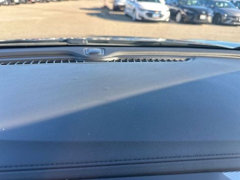 Used 2025 Buick Encore GX Preferred image 18